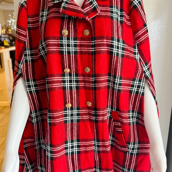 SHEIN Red and Black Plaid Poncho Cape in Size Medium - Picture 3 of 10